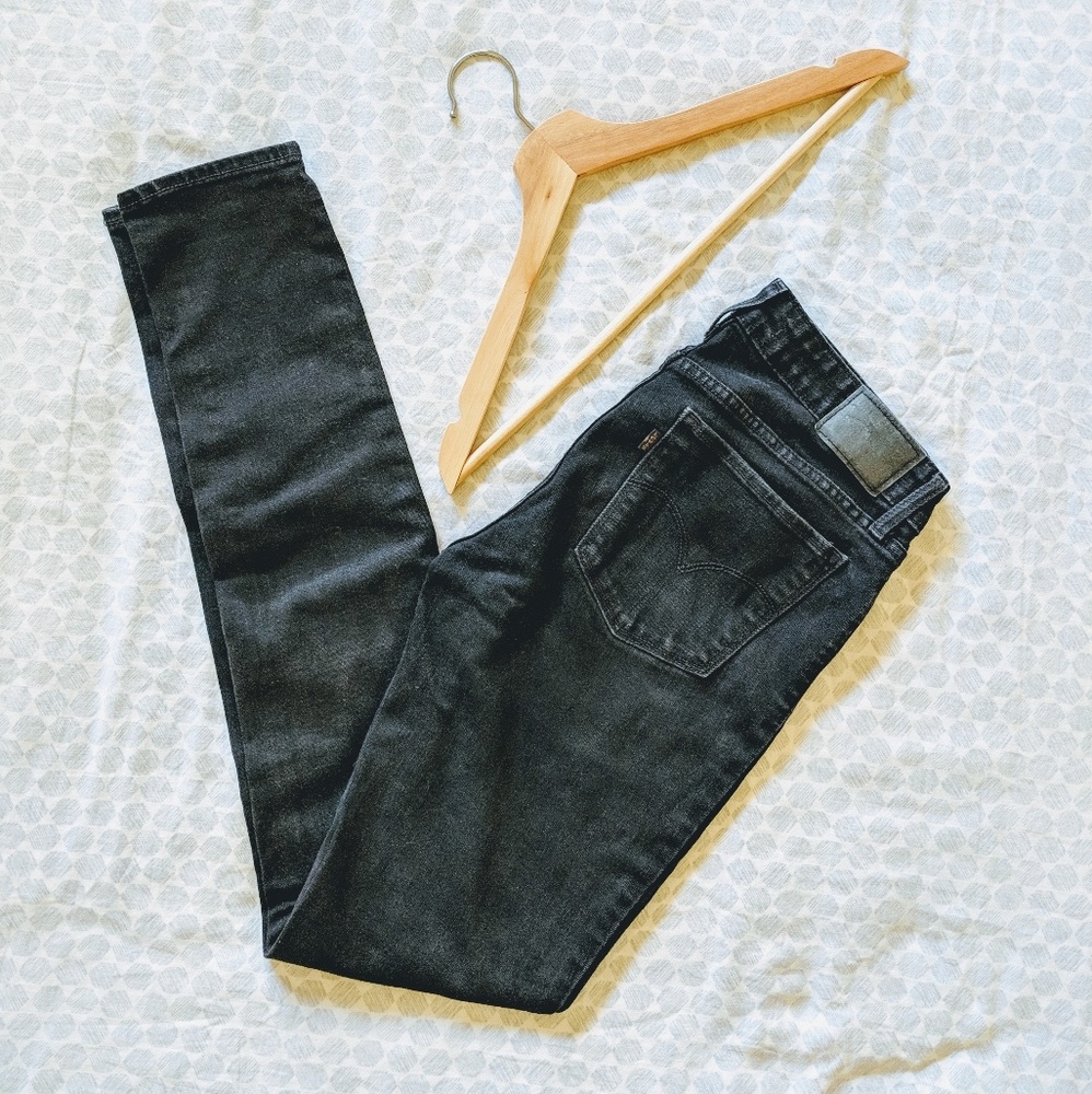 Levi's 711 Skinny Jeans